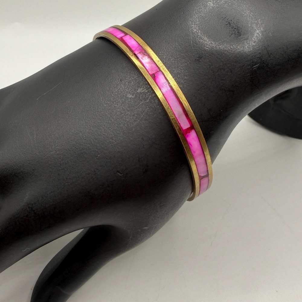 Vintage 70s Pink‎ Abalone Shell Inlay Brass Bangle Bracelet 7"